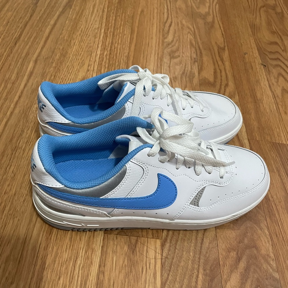 Nike White and Blue Sneakers